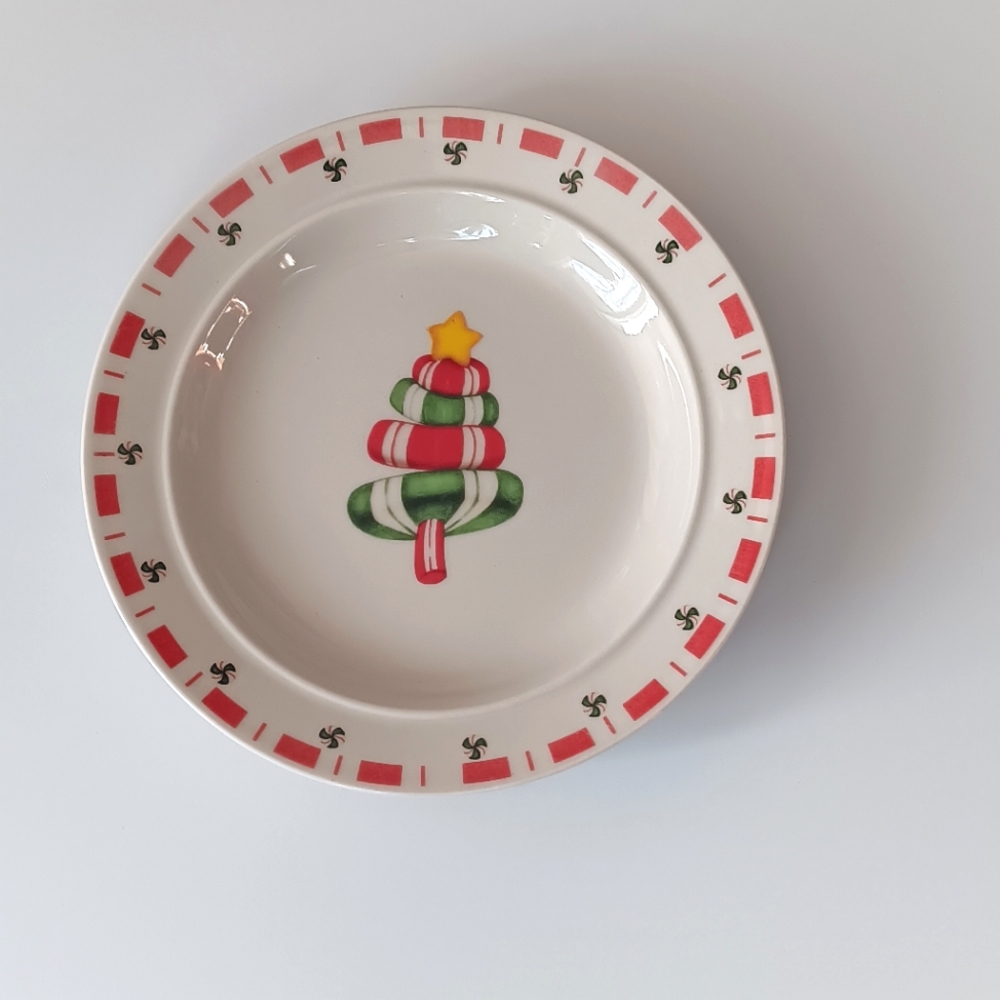 Royal Seasons Set of 4 Christmas 7" Ceramic Plates Candy Tree Dessert Appetizer